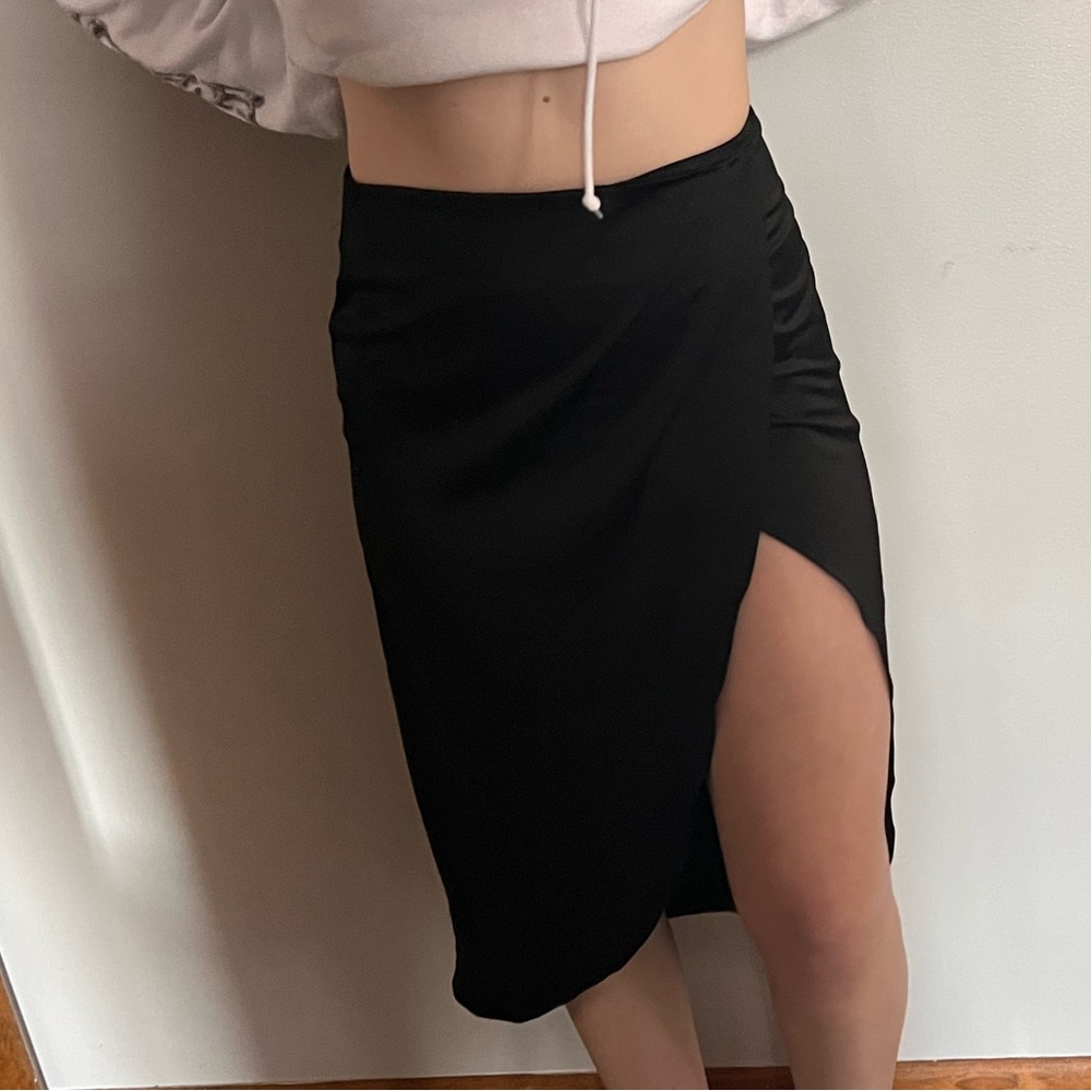 Urban outfitters black satin slit midi skirt size small